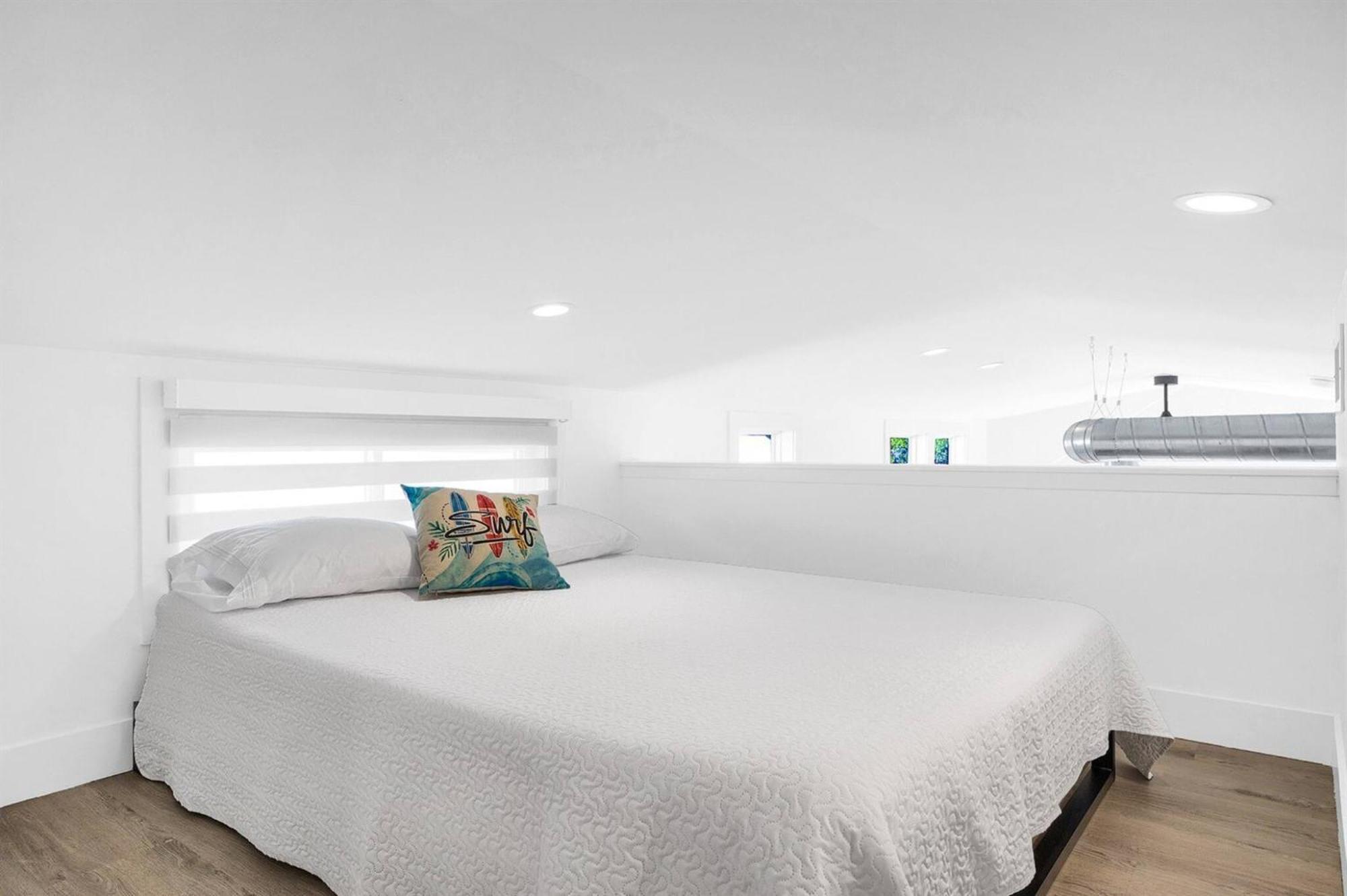 Tiny Home On Waterfront, Bay Views, Deck, Pool Jewfish Номер фото